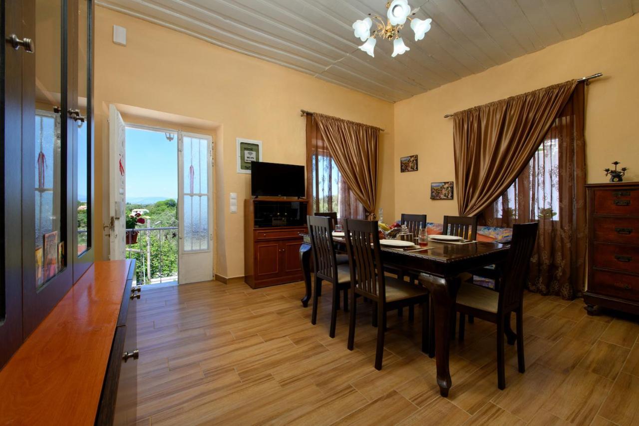 Villa Kontesa Kamara  Luaran gambar